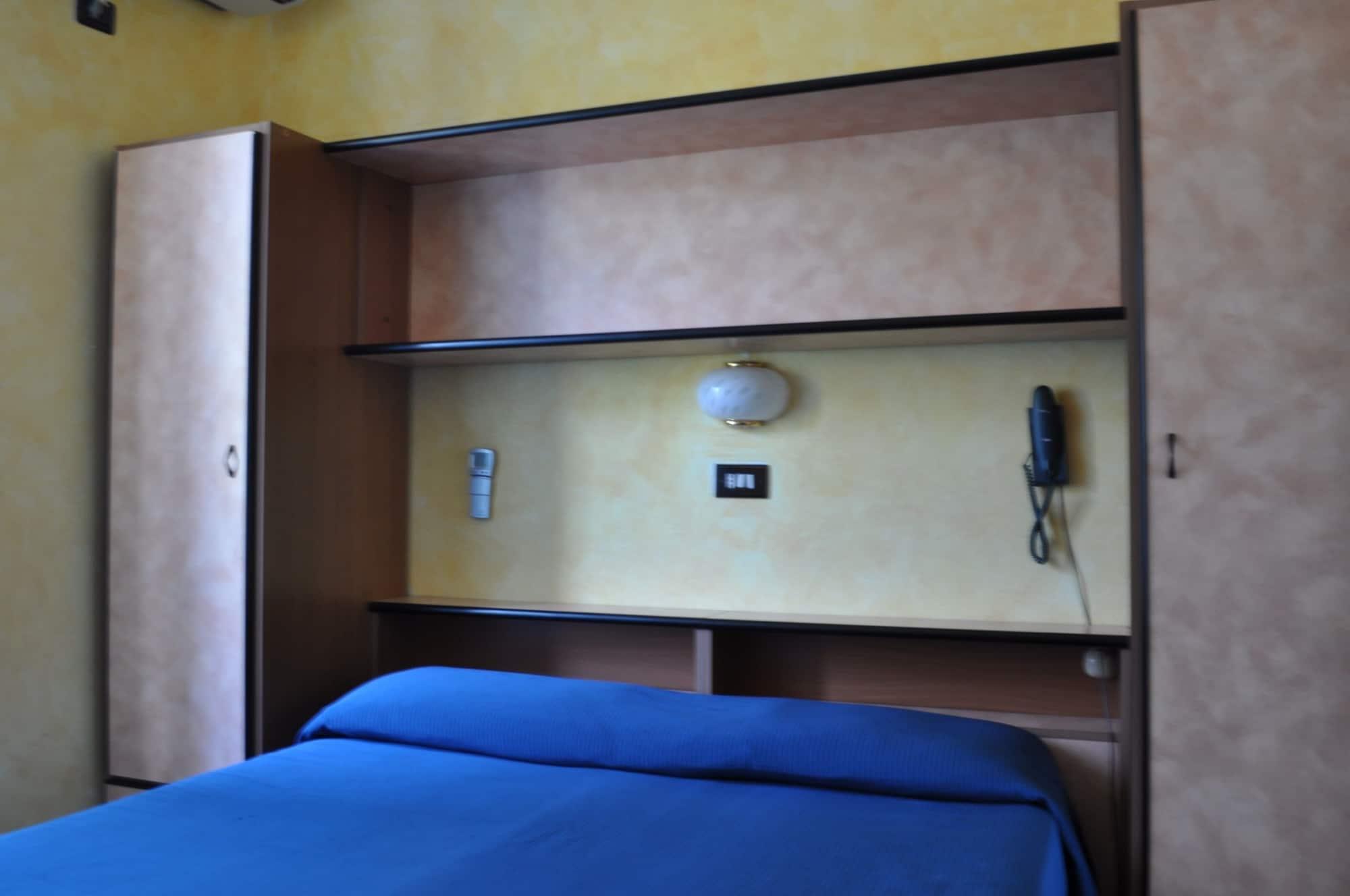 Hotel Roma Marina di Massa Kültér fotó