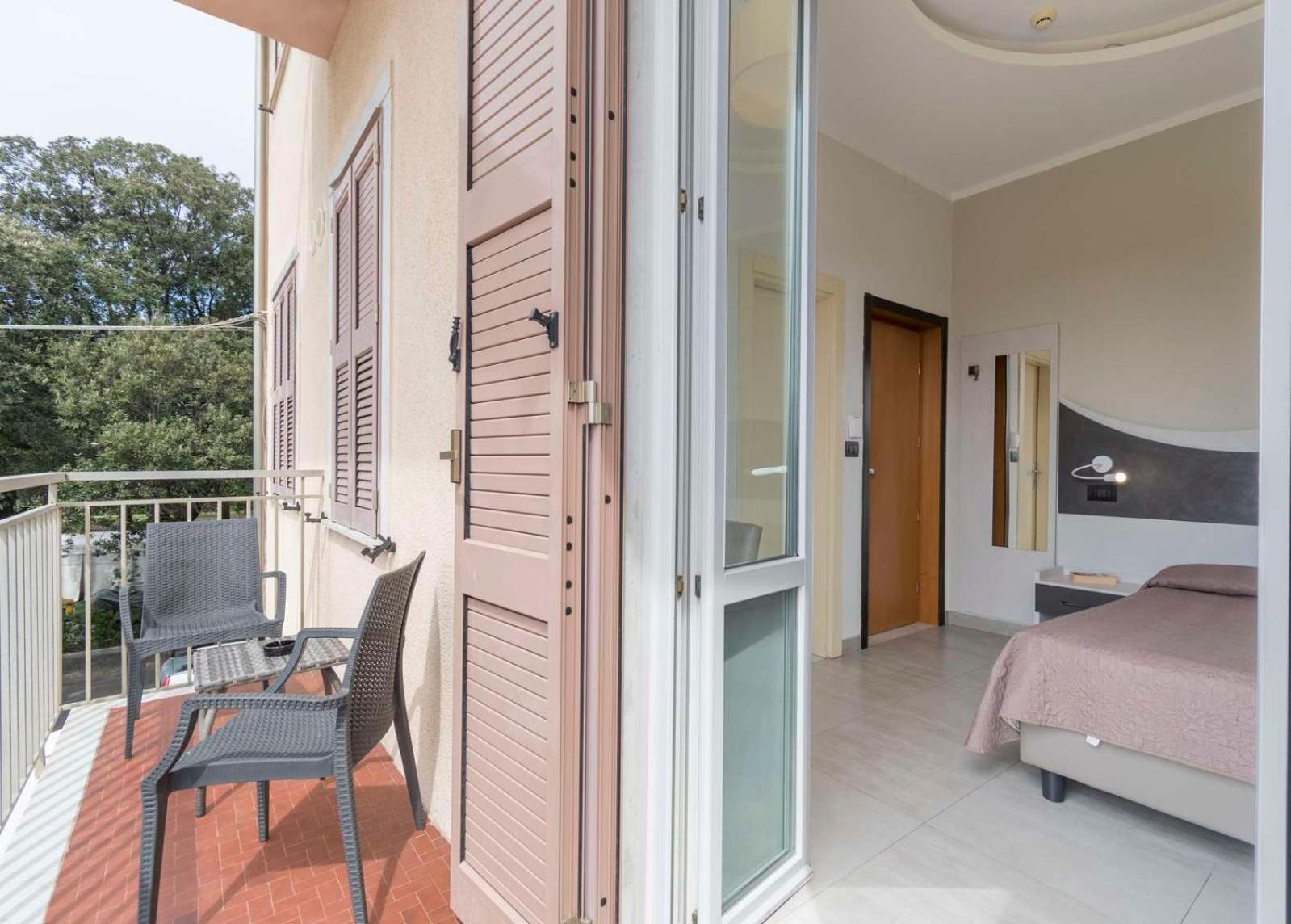 Hotel Roma Marina di Massa Kültér fotó