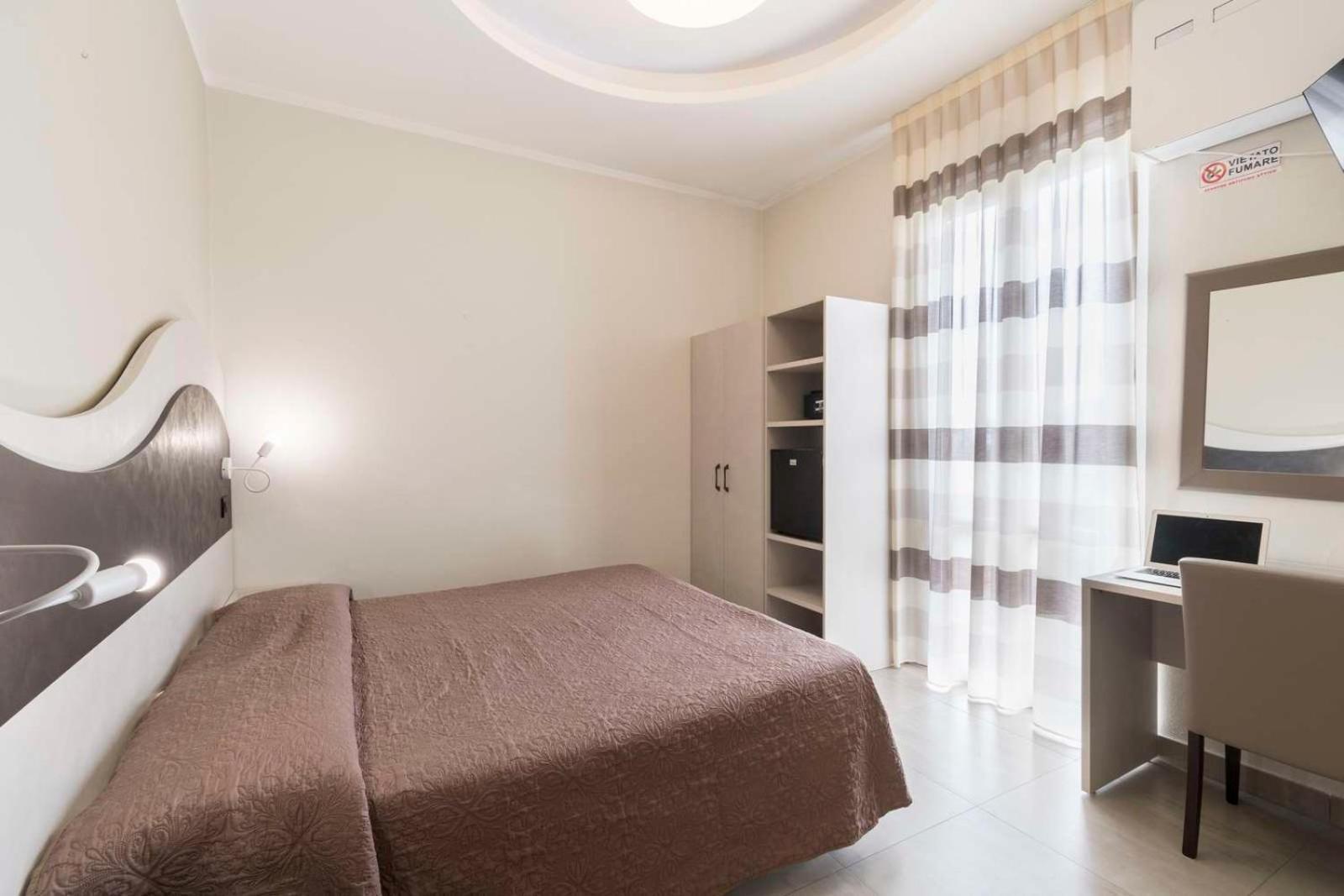 Hotel Roma Marina di Massa Kültér fotó