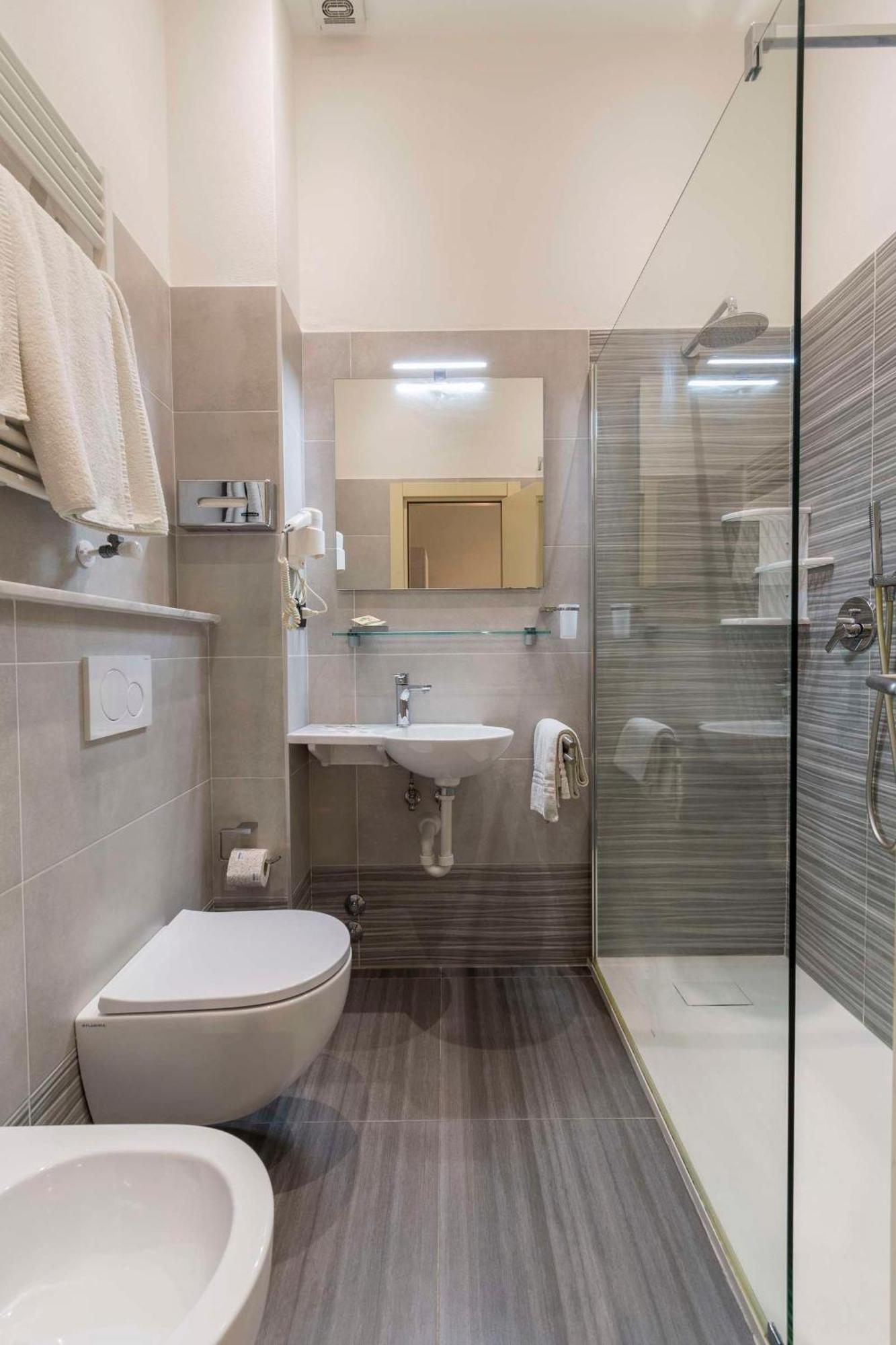 Hotel Roma Marina di Massa Kültér fotó